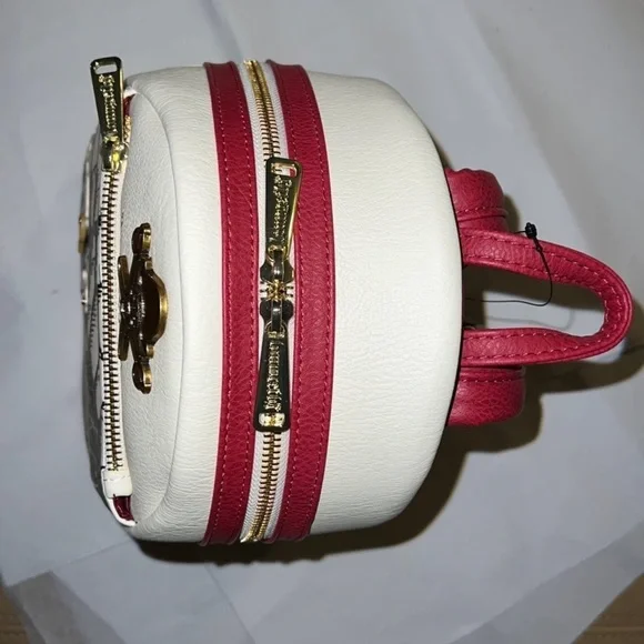 DISNEY LOUNGEFLY Pirates of the Caribbean ''Dog Jail Scene'’ Backpack - Picture 3 of 8